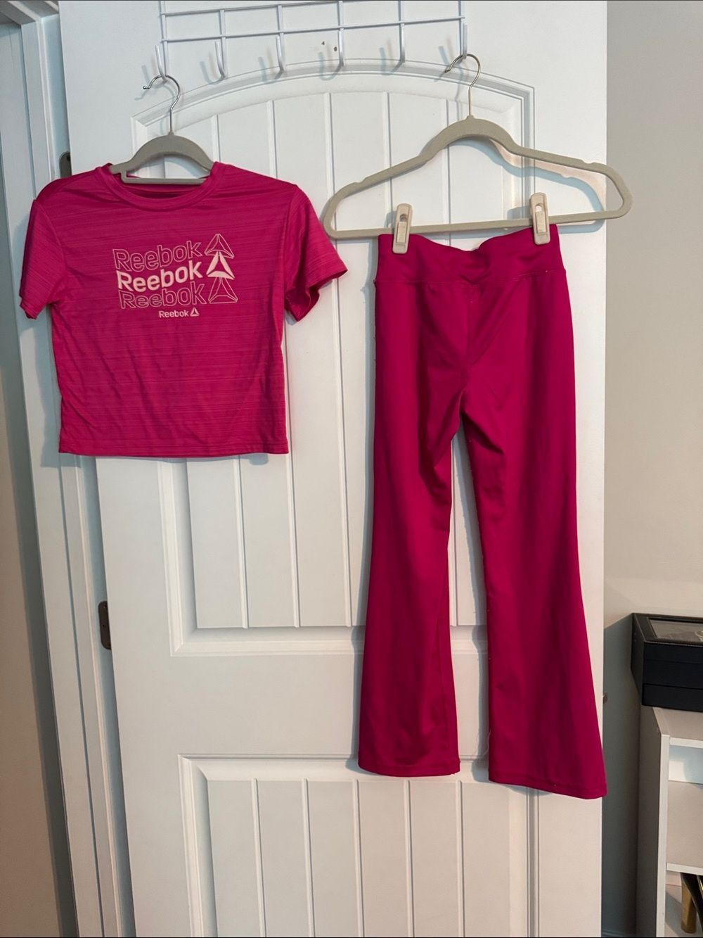 Reebok Hot Pink Cropped Logo Tee with Flared Leggings